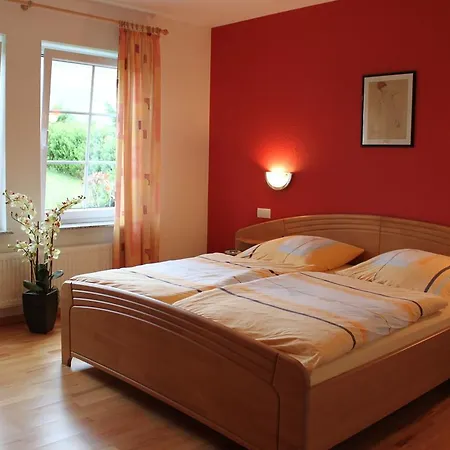 Cosy In Germany With Balcony Apartment Kröv