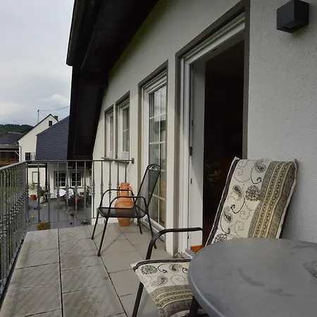 Cosy In Germany With Balcony * Kröv